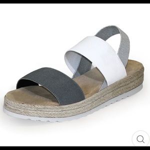 Charleston Shoe Co. “Oaji” sandals in white/gray/silver. Size 7 - but fits 7.5.